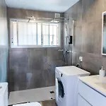 Casa Nova, 1 Min From Beach, Centre アパート