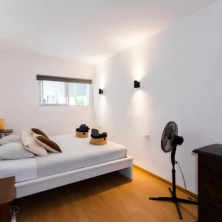 Casa Nova, 1 Min From Beach, Centre